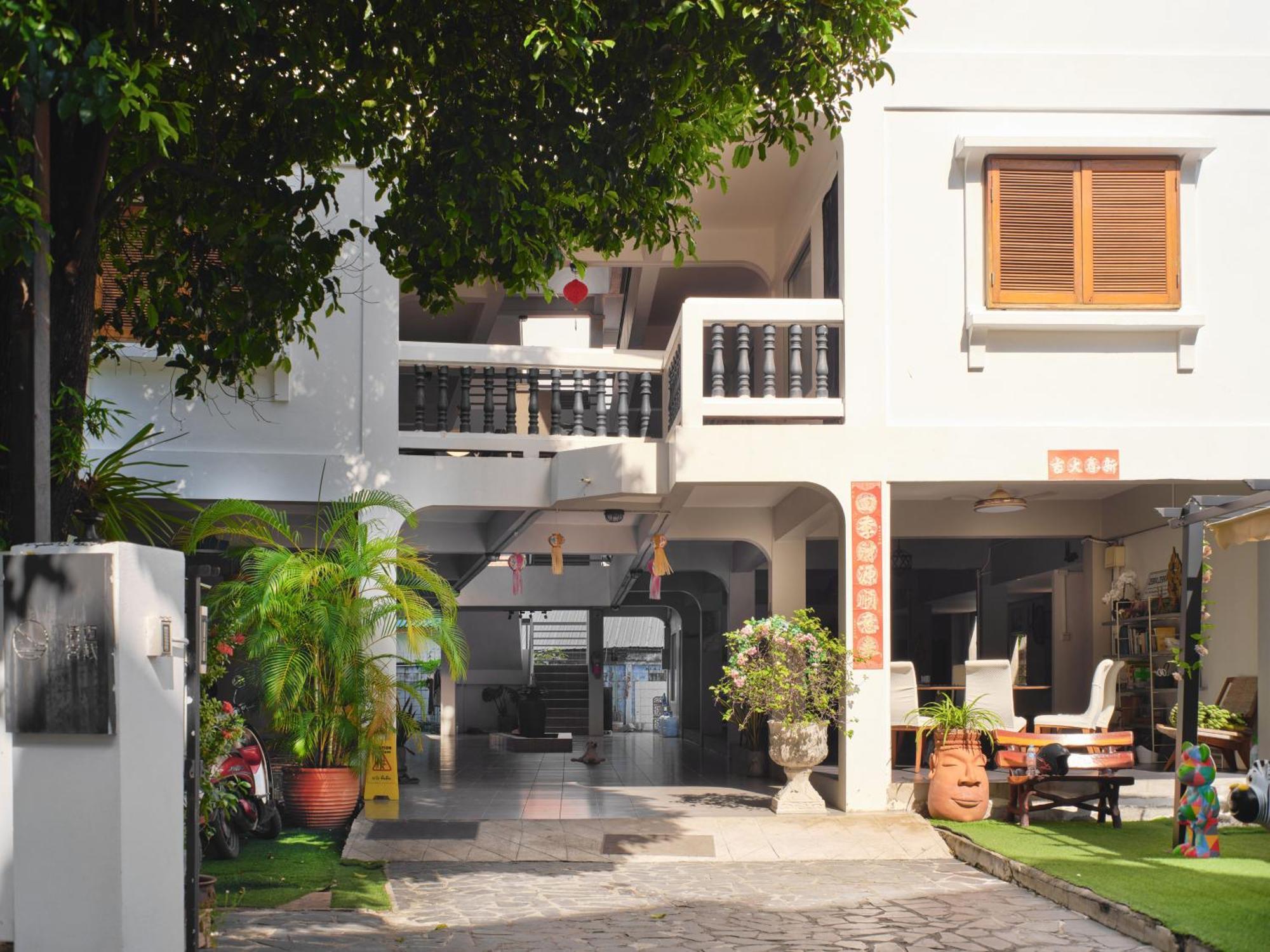 Chiangmai Inn Guesthouse เชียงใหม่ ภายนอก รูปภาพ