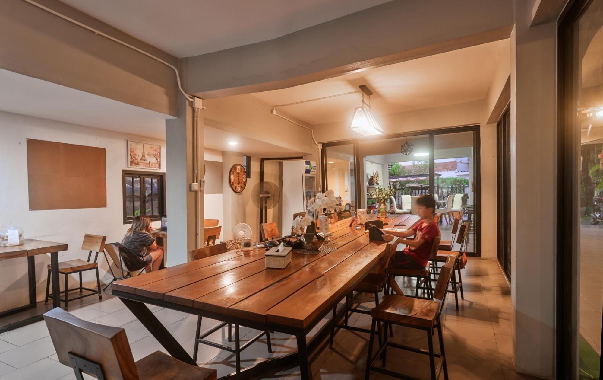 Chiangmai Inn Guesthouse เชียงใหม่ ภายนอก รูปภาพ