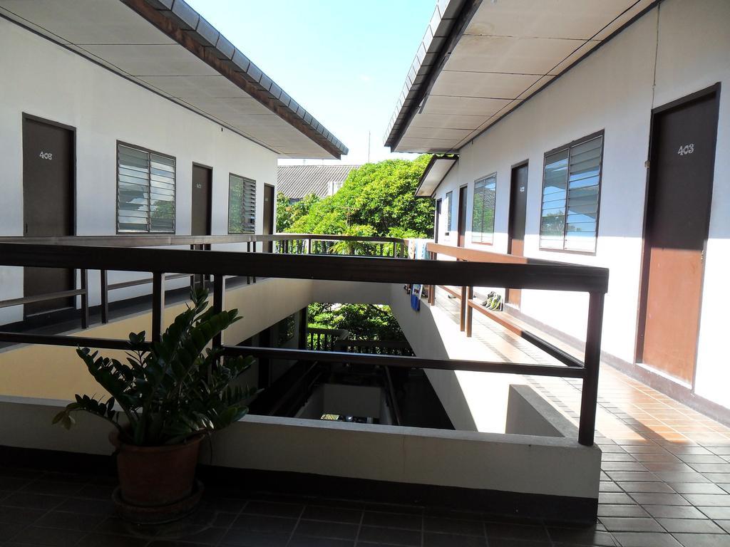 Chiangmai Inn Guesthouse เชียงใหม่ ภายนอก รูปภาพ
