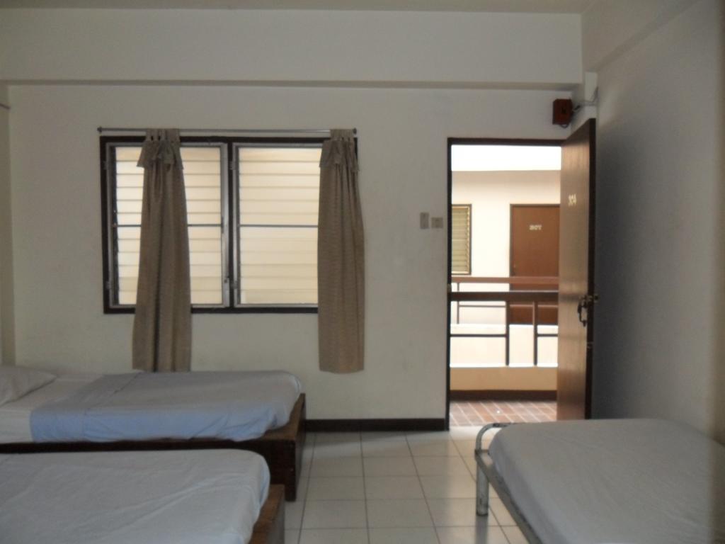 Chiangmai Inn Guesthouse เชียงใหม่ ห้อง รูปภาพ