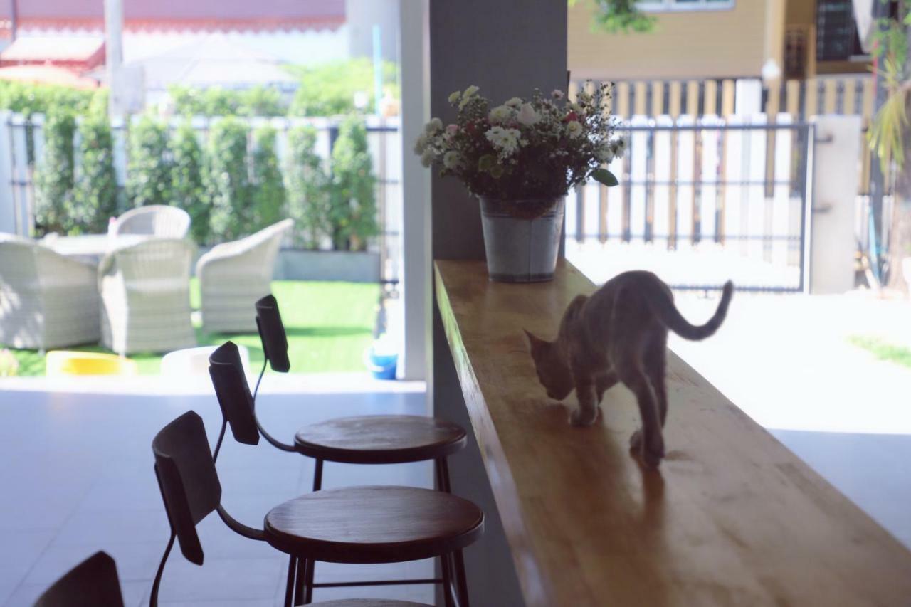 Chiangmai Inn Guesthouse เชียงใหม่ ภายนอก รูปภาพ